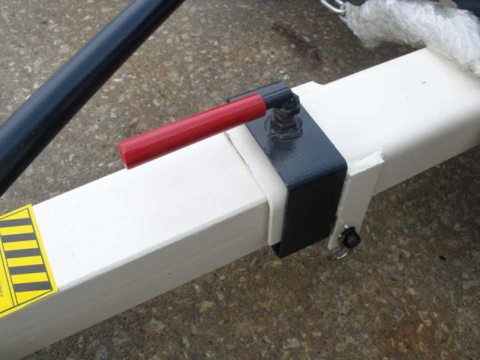 New NEW  Stehl       Tow Dolly     80"  Straps Included  ELECTRIC BRAKES