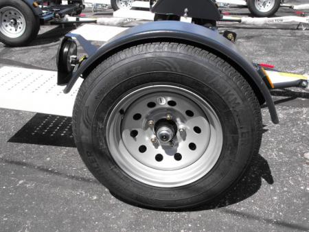 New NEW  Stehl       Tow Dolly     80"  Straps Included  ELECTRIC BRAKES