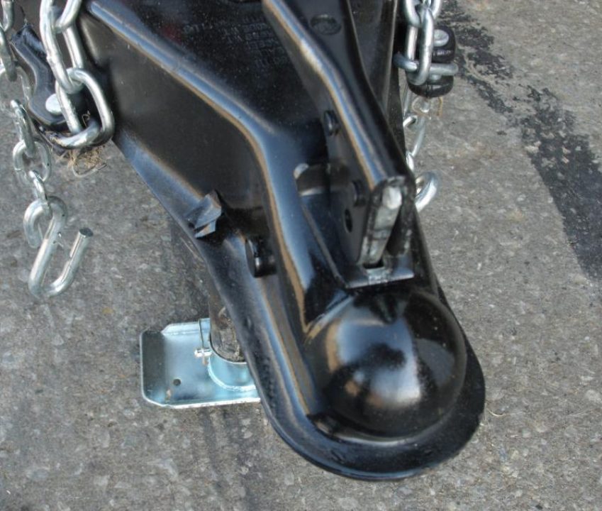 New Huge Sale While They Last  !!!  Enclosed Trailer 5 x 8 Enclosed Cargo Trailer RAMP  DOOR  Silver Mist  In Color 60" Interior