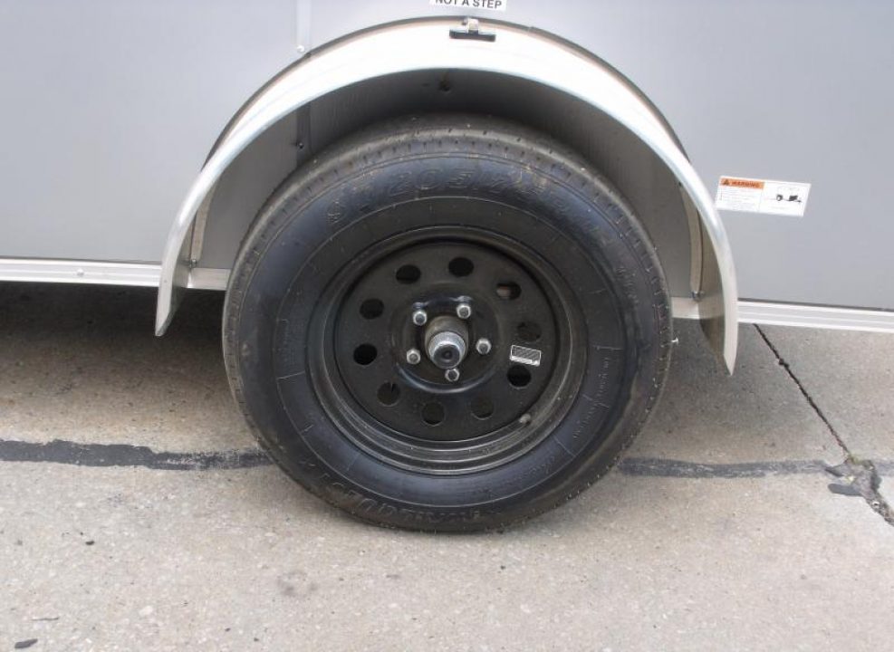 New Huge Sale While They Last  !!!  Enclosed Trailer 5 x 8 Enclosed Cargo Trailer RAMP  DOOR  Silver Mist  In Color 60" Interior