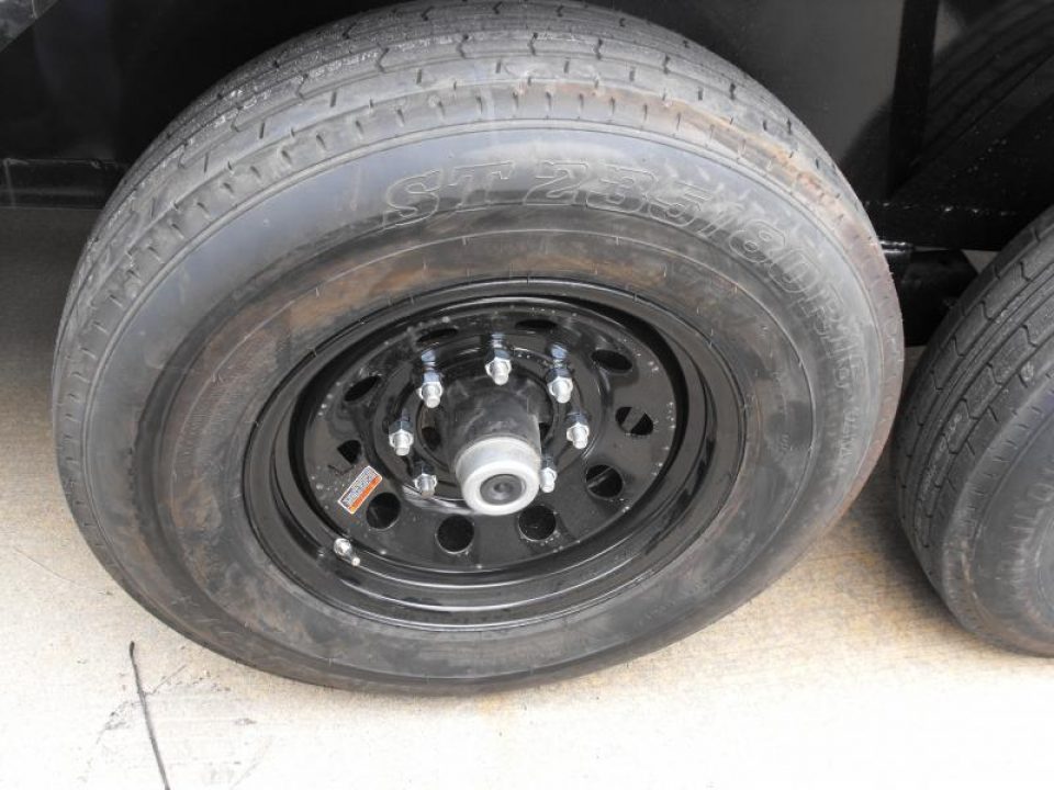 New Equipment Trailer / Car Hauler  83 X 20  (4'Dove )( 5' Slide Out Ramps)(1400 GVWR)