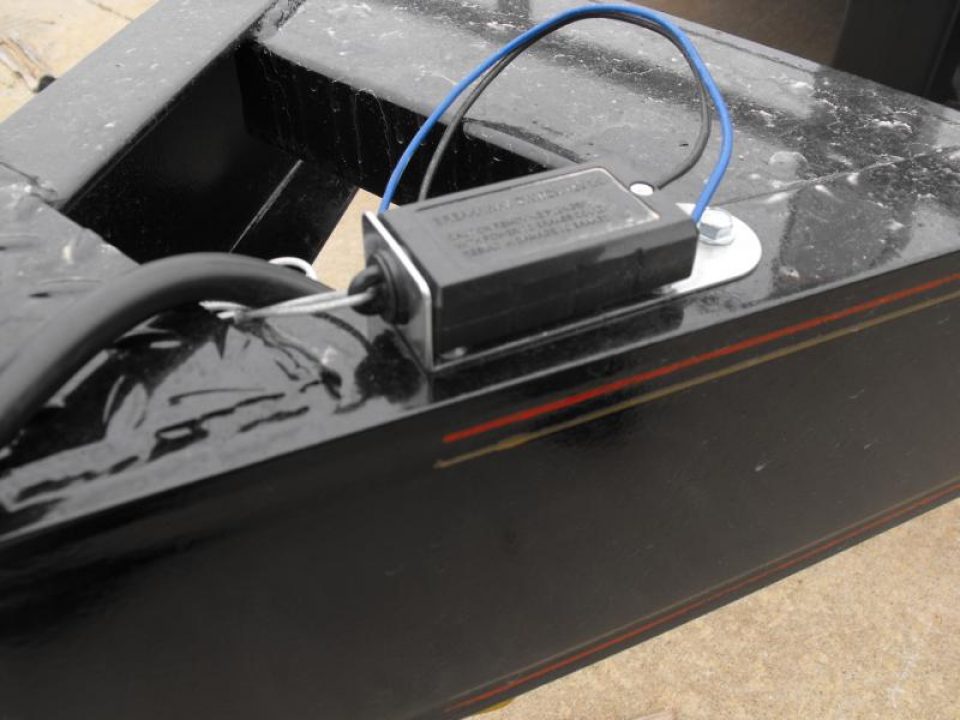 New Equipment Trailer / Car Hauler  83 X 20  (4'Dove )( 5' Slide Out Ramps)(1400 GVWR)