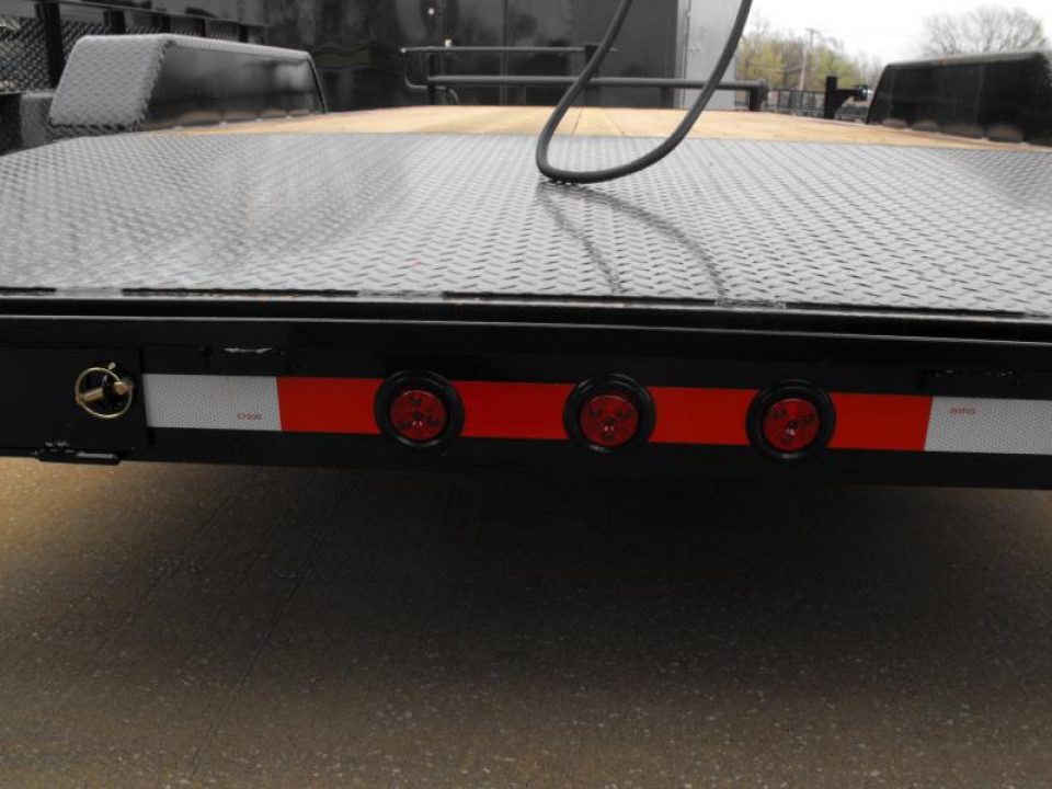 New Equipment Trailer / Car Hauler  83 X 20  (4'Dove )( 5' Slide Out Ramps)(1400 GVWR)