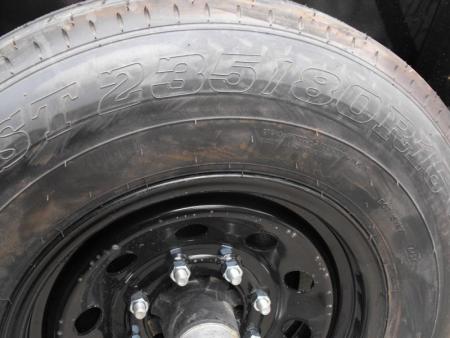 New Equipment Trailer / Car Hauler  83 X 20  (4'Dove )( 5' Slide Out Ramps)(1400 GVWR)