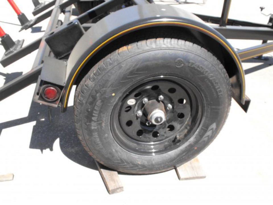 New BALE SPEAR (((    Hay Trailer ))) 4 SPIKE  OFF ROAD USAGE