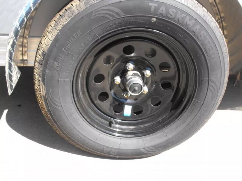 New HUGE SALE WHILE THEY LAST !!!  Enclosed Trailer 6 X 8 Ramp  6' 6"  Interior(( Silver Mist   In Color  080 Skin))  Tube Construction