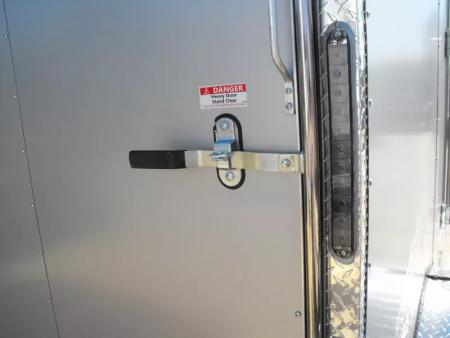 New HUGE SALE WHILE THEY LAST !!!  Enclosed Trailer 6 X 8 Ramp  6' 6"  Interior(( Silver Mist   In Color  080 Skin))  Tube Construction