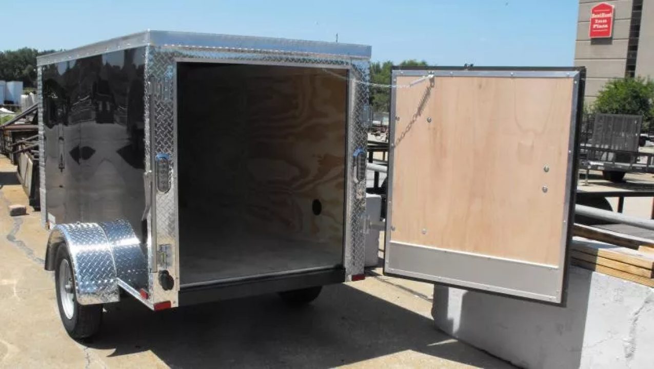 New HUGE Sale  Enclosed Trailer  4 X 8 Barn Door 4'  Interior   Black In Color 080 Skin