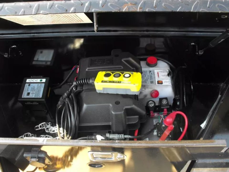 New DUMP TRAILER 83 X 16 2' WALLS 14000 GVWR Slipper Springs 30 Watt Solar