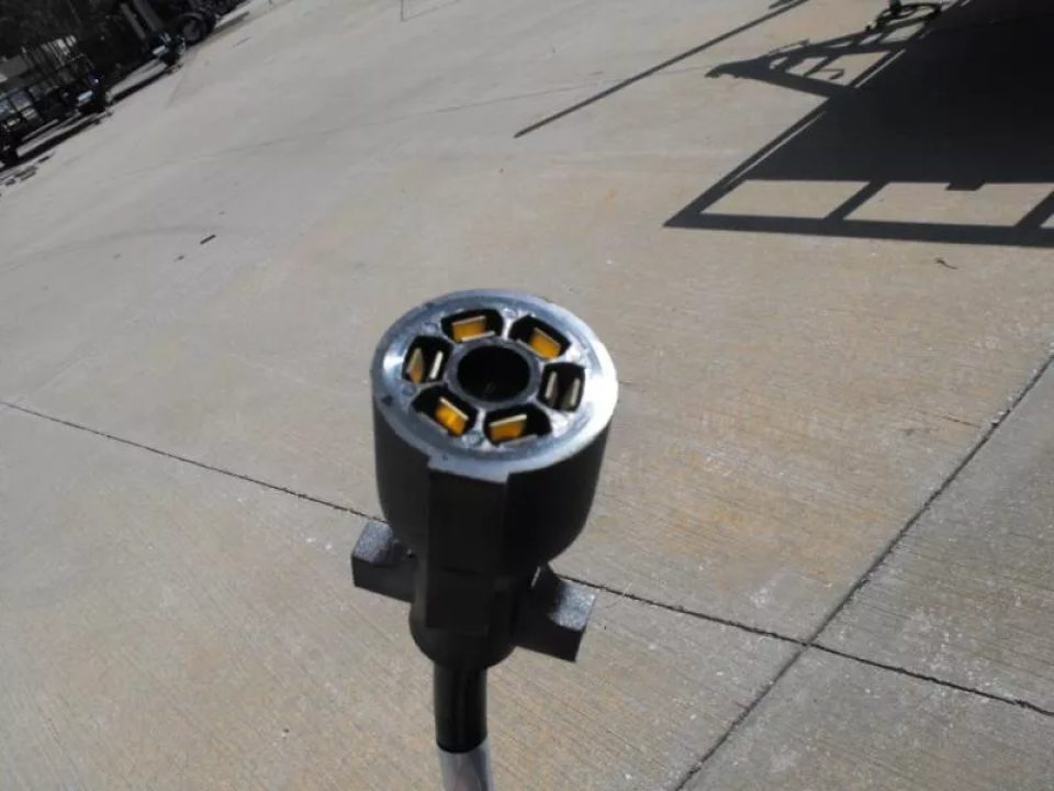 New Dump Trailer 83 X 16 3' Walls Tarp System Dump 14 Ply Tires 30 Watt Solar Pnl