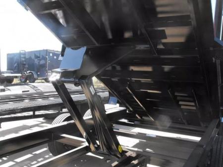 New Dump Trailer 83 X 16 3' Walls Tarp System Dump 14 Ply Tires 30 Watt Solar Pnl