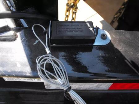 New Dump Trailer 83 X 16 3' Walls Tarp System Dump 14 Ply Tires 30 Watt Solar Pnl