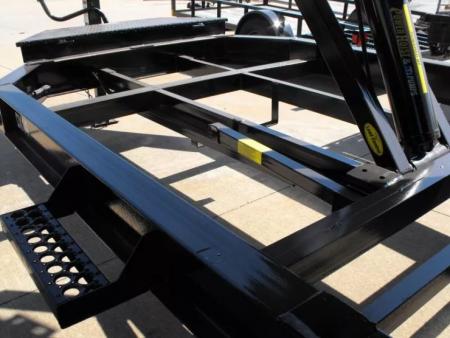 New Dump Trailer 83 X 16 3' Walls Tarp System Dump 14 Ply Tires 30 Watt Solar Pnl