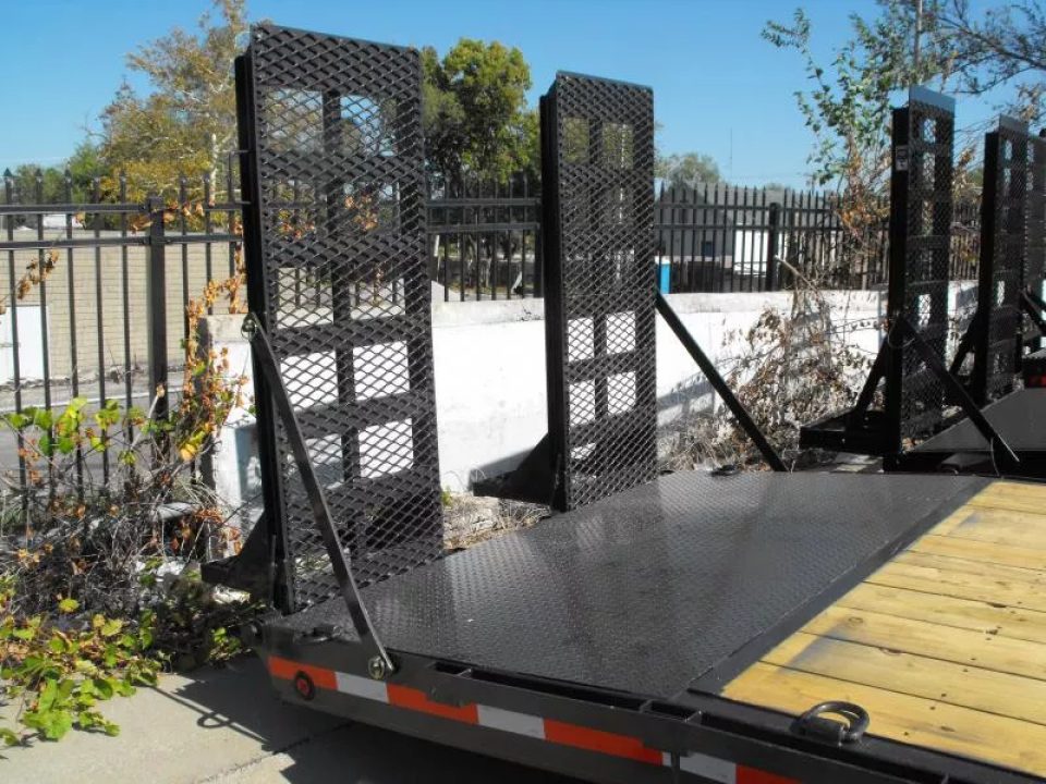 New Equipment trailer   83 X 24   4' Steel Dove (16000 GVWR) Color Metallic Gray