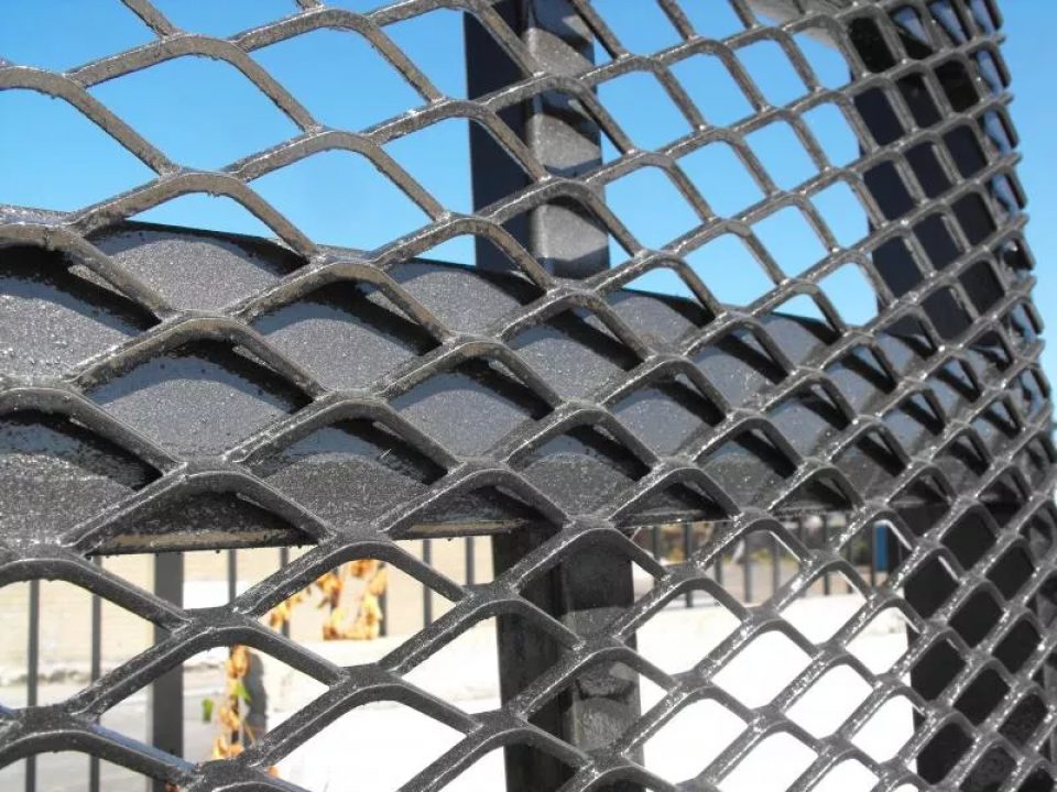 New Equipment trailer   83 X 24   4' Steel Dove (16000 GVWR) Color Metallic Gray