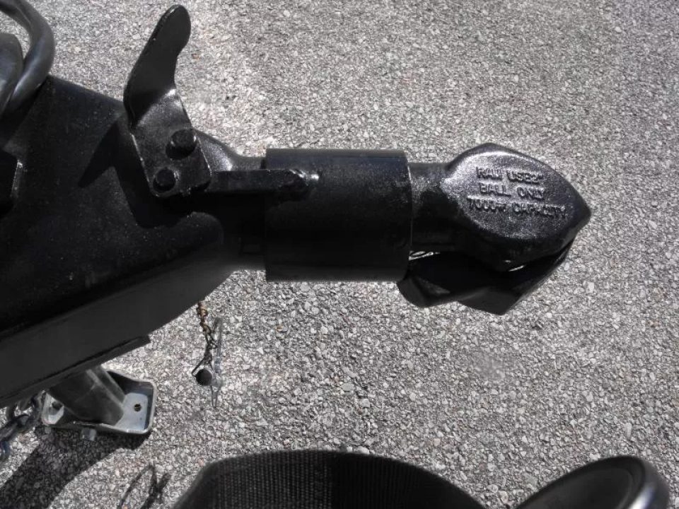 New Enclosed Trailer 7 X 10  Barn Door Concession Window 30 Amp Package Color Silver Mist