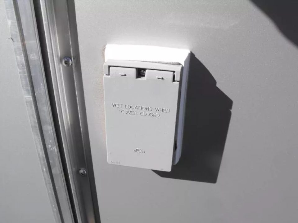 New Enclosed Trailer 7 X 12 Barn Door Concession Window 30 Amp Package Color Silver Mist