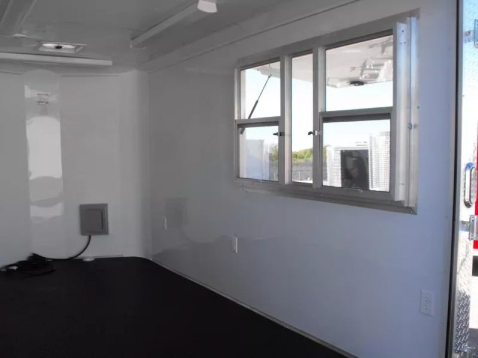 New Enclosed Trailer 7 X 12 Barn Door Concession Window 30 Amp Package Color Silver Mist