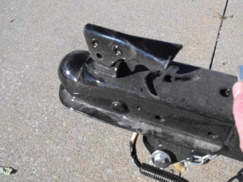 New Utility Trailer 5 X 8 Ramp 2000 LB Axle