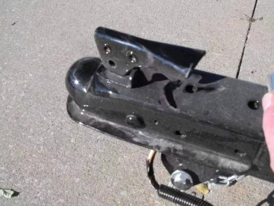 New Utility Trailer 5 X 8 Ramp 2000 LB Axle