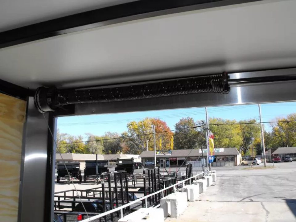 New SALE ***    Enclosed Trailer  7 x 14  RAMP DOOR   WHITE  In Color   7000 GVWR   6' 3"  Interior