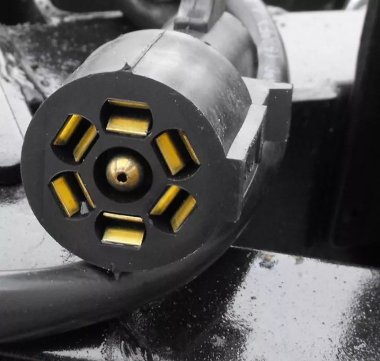 New Trailer 6 X 10  Ramp Door   6'  Tall White In Color ( 080 Skin )