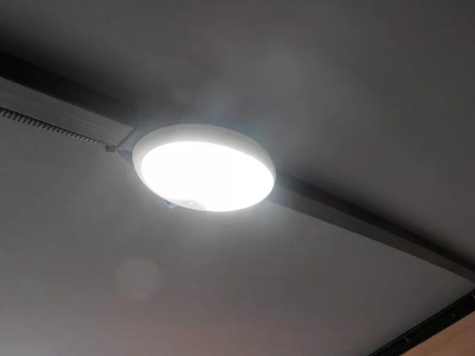 New Trailer 7 X 10  Ramp Door   6'  Tall White In Color ( 080 Skin )