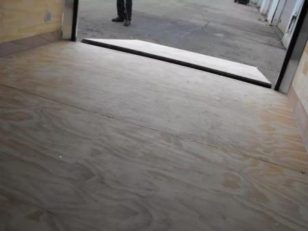 New Trailer 7 X 10  Ramp Door   6'  Tall White In Color ( 080 Skin )