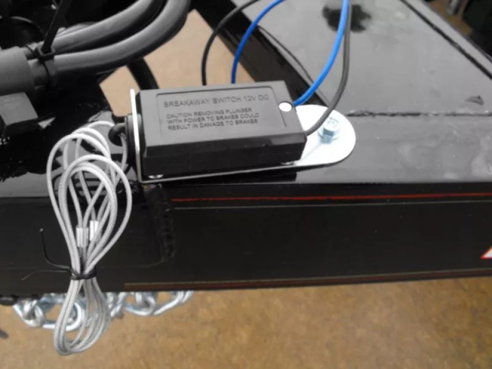 New Buck Dandy Car Hauler   83 X 18   2' Dove (83X16+2'Dove)(7000 GVWR)   Car Hauler