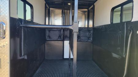 New Horse Trailer 6 X 12 2 Stall Tandem 7K
