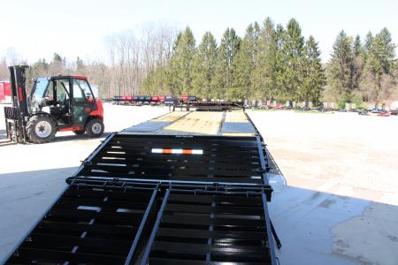 New 2026 Sure-Trac 8.5' x 20' + 5' Low Profile Beaver Tail Deckover Flatbed - 22,500# GVW