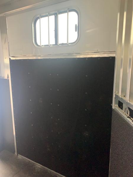 Used 2023 Sundowner Trailers 2+1 GN Horse Trailer