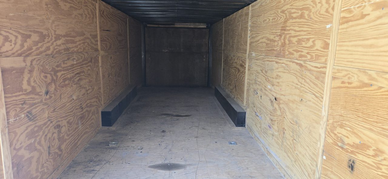 Used Repo 2022 High Country Trailers 40' Enclosed Trailer