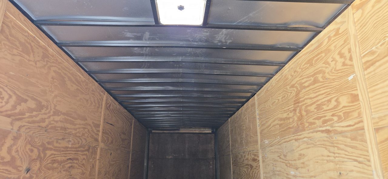 Used Repo 2022 High Country Trailers 40' Enclosed Trailer