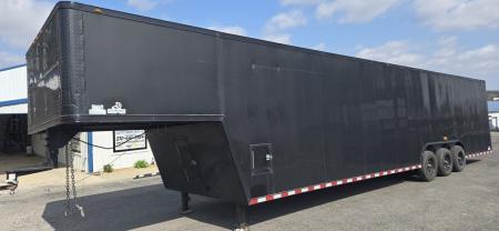 Used Repo 2022 High Country Trailers 40' Enclosed Trailer