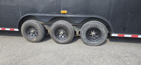 Used Repo 2022 High Country Trailers 40' Enclosed Trailer