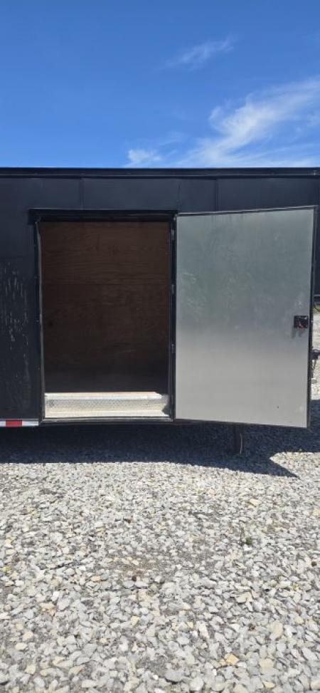 Used Repo 2022 High Country Trailers 40' Enclosed Trailer