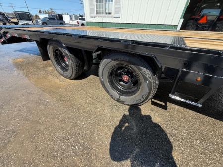 New 2026 Liberty 102"x32' GOOSENECK Deckover Trailer
