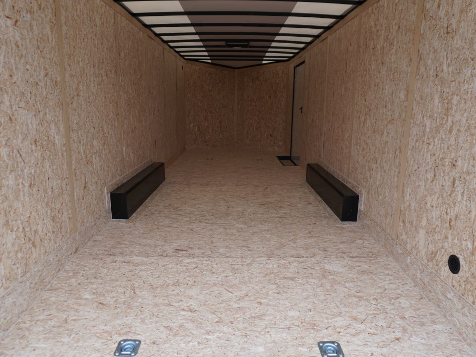 New 2027 Discovery Trailers ET 8.5x24ft Enclosed Car Hauler