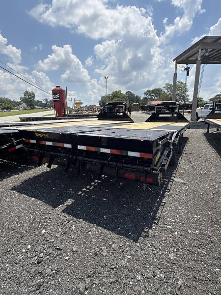 New 2026 Big Tex Trailers 22GN-25D5A-BKMR Gooseneck Bodies