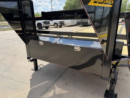 New #037772 2026 DIAMOND T SWF 28 X 102 TANDEM AXLE 14K FLATBED GOOSENECK W/ MAXX RAMPS