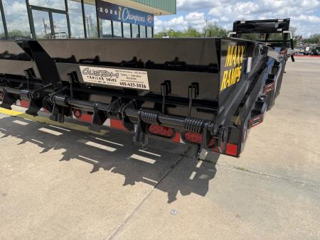 New #037772 2026 DIAMOND T SWF 28 X 102 TANDEM AXLE 14K FLATBED GOOSENECK W/ MAXX RAMPS