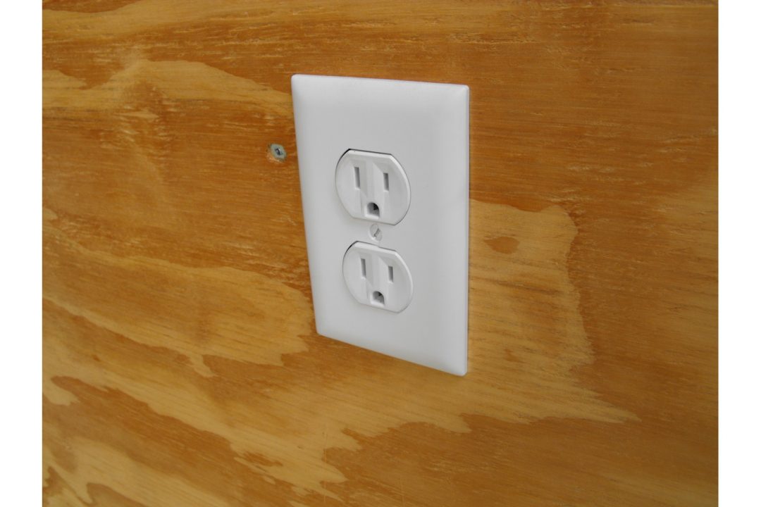 New 2026 Arising 612VSRW Cargo / Enclosed Trailer