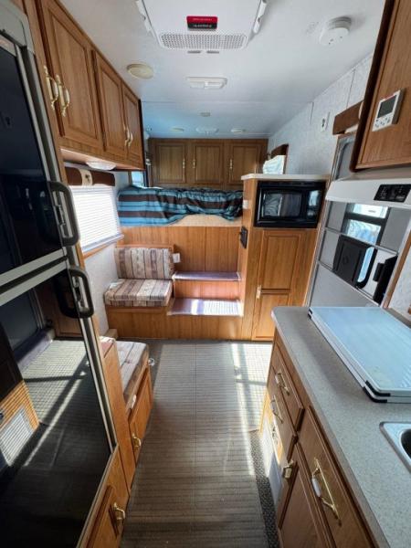 Used 2001 Sundowner Trailers TRAILBLAZER III 3H LQ Horse Trailer