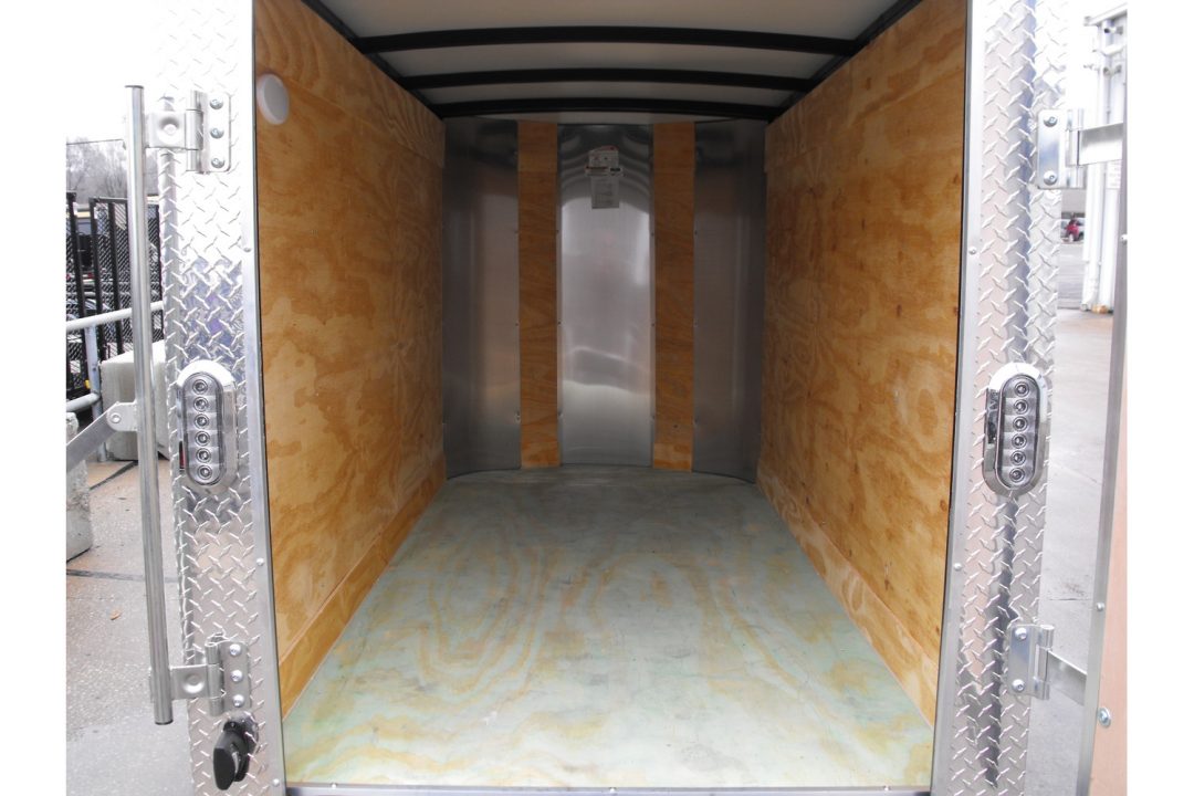 New Enclosed Trailer 4 X 8 Barn Door 4' Interior Red In Color 030 Skin