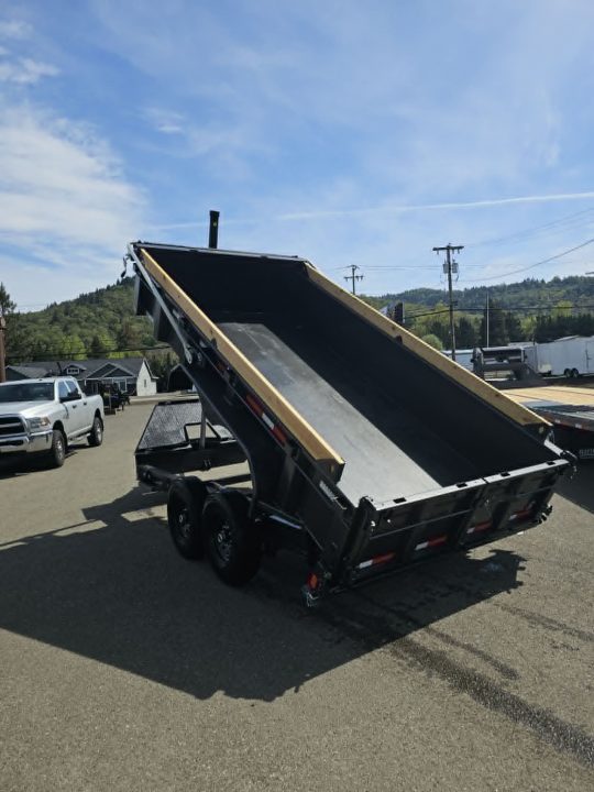 New SALE! DUMP TRAILER 2025 Diamond C LPT207 82X14 LOW PROFILE 15500 GVWR METALLIC GRAY