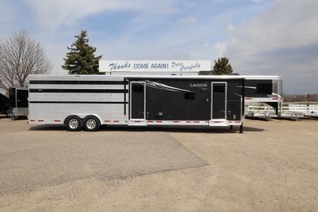 Used 2022 Lakota Stock/Combo LQ Horse Trailer