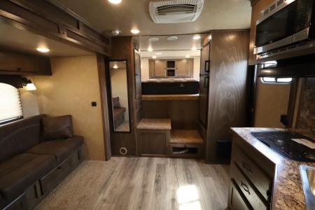 Used 2022 Lakota Stock/Combo LQ Horse Trailer