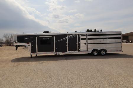 Used 2022 Lakota Stock/Combo LQ Horse Trailer