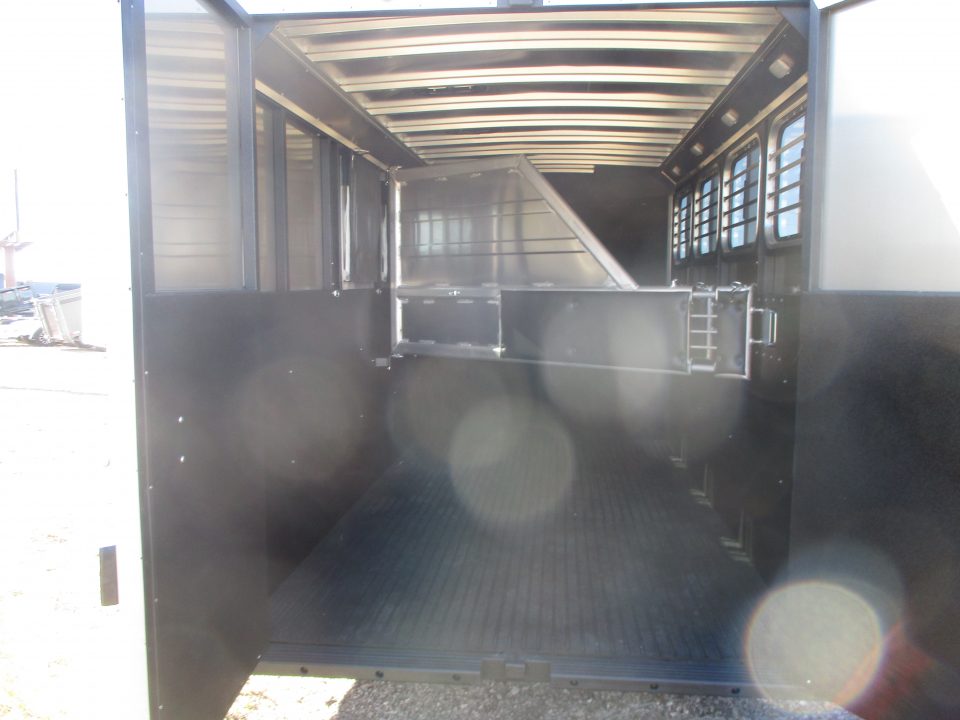 New 2026 Logan Coach Bullseye Horse Trailer